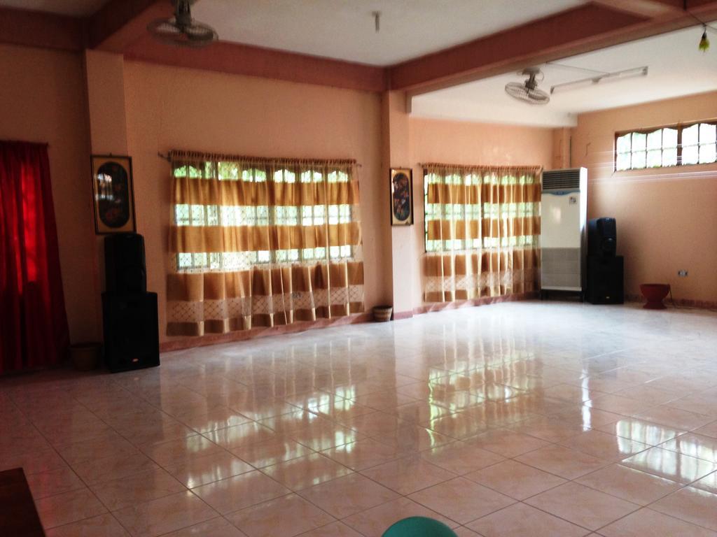 Hilltop Cottages Loboc Buitenkant foto