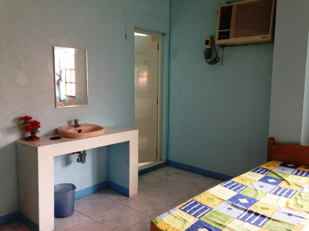 Hilltop Cottages Loboc Buitenkant foto